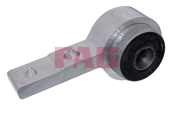 Mounting, control/trailing arm (840 0676 10)