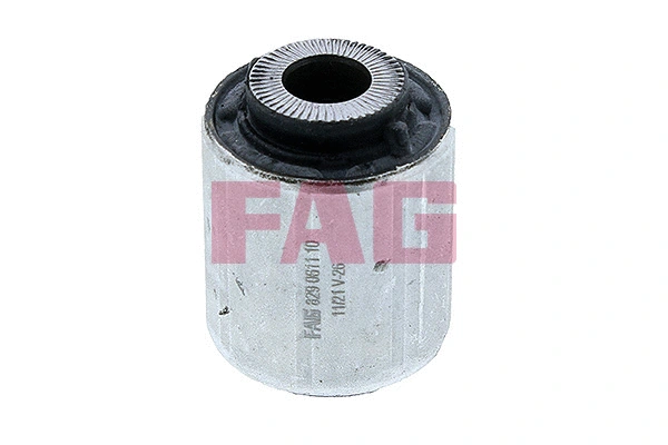 Mounting, control/trailing arm (829 0611 10)