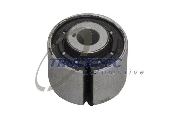 Mounting, control/trailing arm (07.32.107)