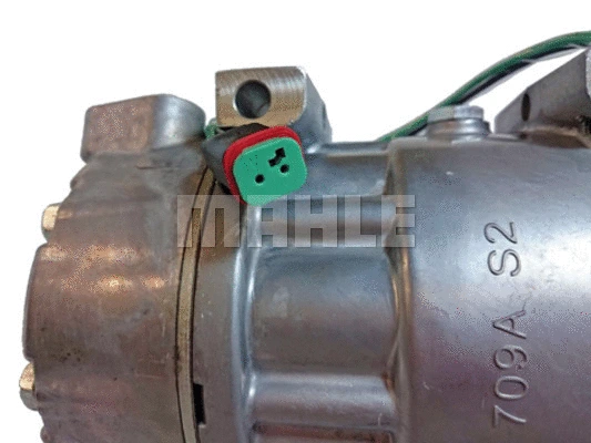 Compressor, air conditioning