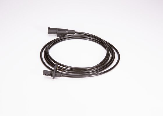 Sensor, wheel speed (0 986 594 647)