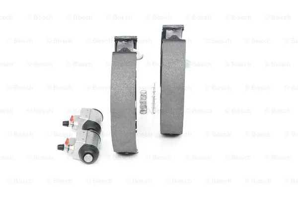 Brake Shoe Set (0 204 114 670)
