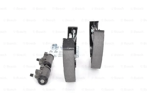 Brake Shoe Set (0 204 114 524)