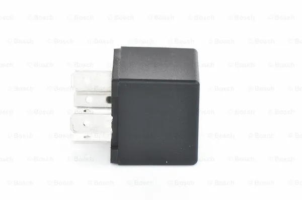 Relay, main current (0 986 AH0 603)