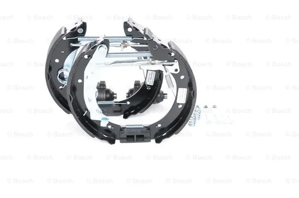 Brake Shoe Set (0 204 114 556)