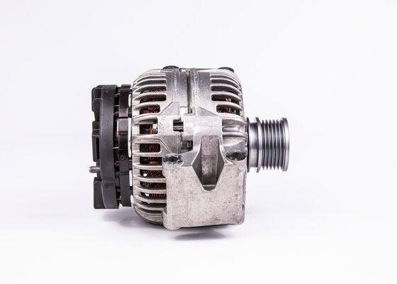 Alternator (1 986 A00 653)