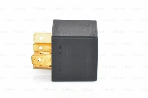 Relay, main current