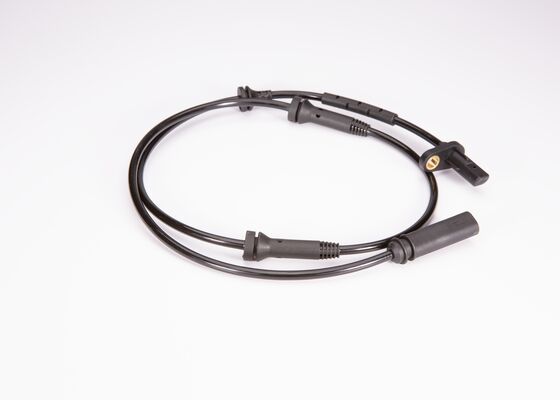 Sensor, wheel speed