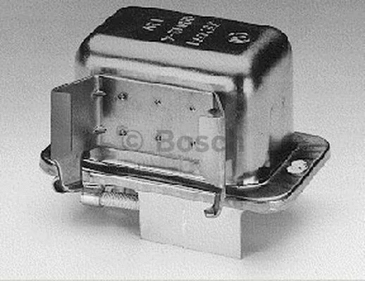 Alternator Regulator (9 190 110 033)