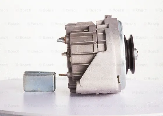 Alternator (9 120 080 057)
