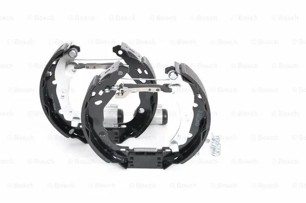 Brake Shoe Set (0 204 114 152)