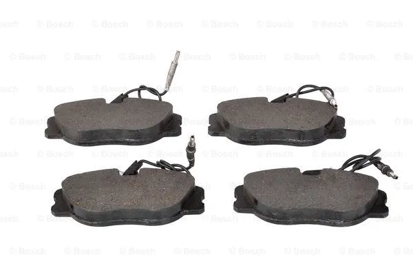 Brake Pad Set, disc brake (0 986 424 033)