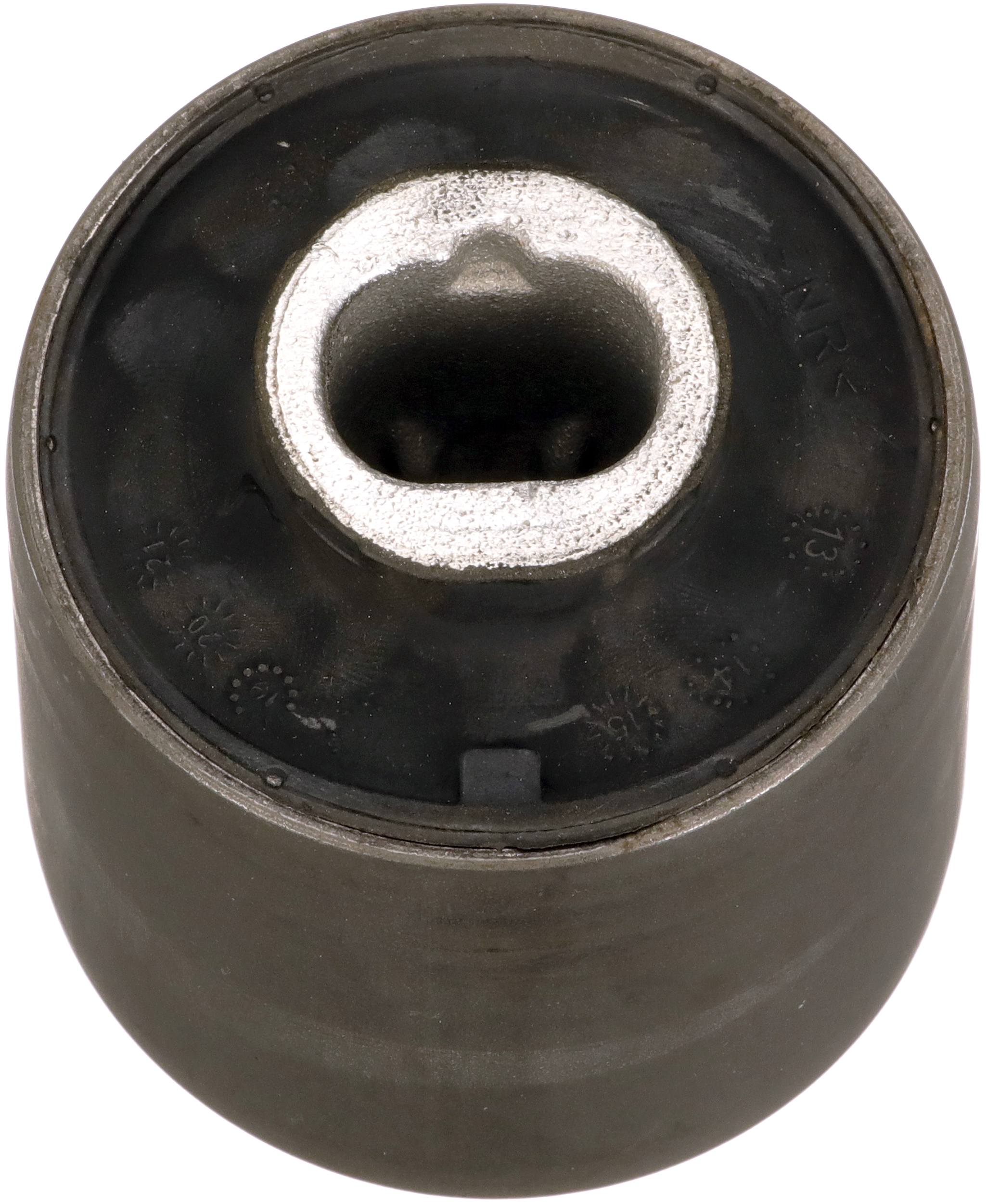 Mounting, control/trailing arm
