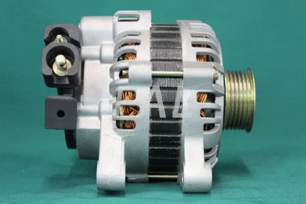 Alternator (F000610/1)