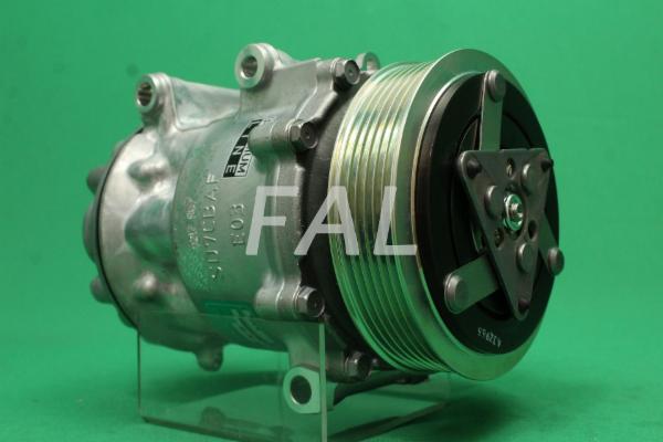 Compressor, air conditioning