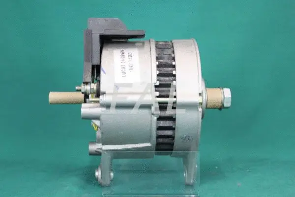 Alternator (F000354/1)