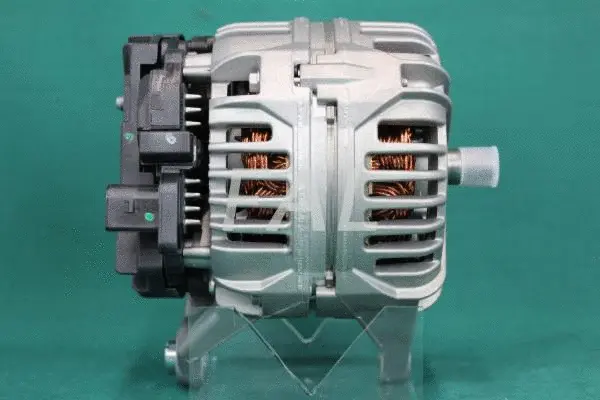Alternator (F003145/11)