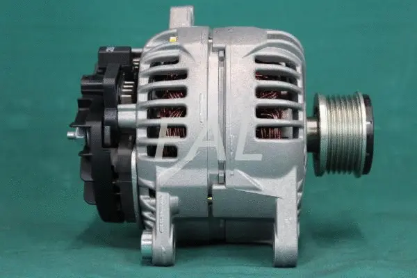 Alternator (F000677/2)