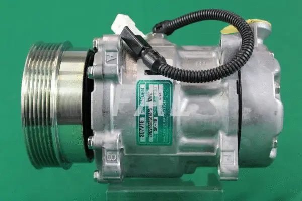 Compressor, air conditioning