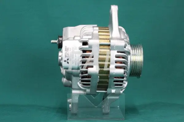 Alternator (F000681/1)