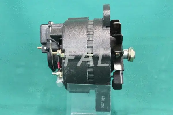 Alternator (F000750/1)