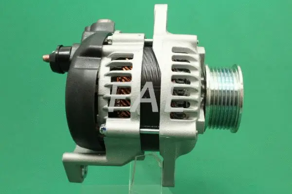 Alternator (F012682/25)