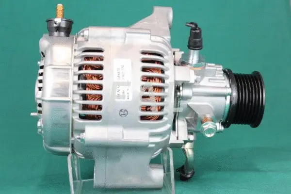 Alternator (F000546/1)