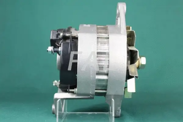 Alternator (F002904/22)