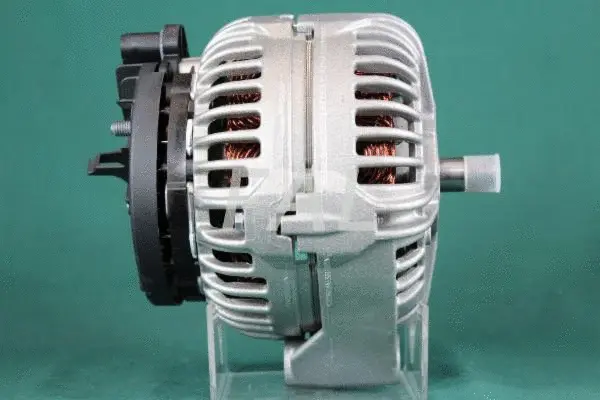 Alternator (F011085/1)