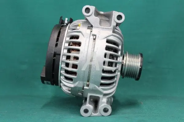 Alternator (F000590/2)
