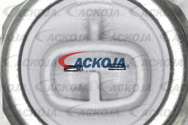 Actuator, transfer case