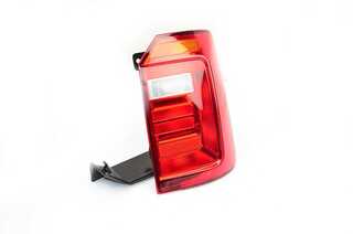 Tail Light Assembly (BSG 90-805-013)