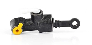 Master Cylinder, clutch (BSG 90-425-004)