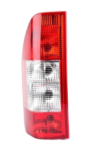 Tail Light Assembly (BSG 60-805-002)