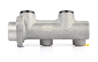 Brake Master Cylinder (BSG 65-215-001)