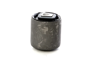 Mounting, control/trailing arm (BSG 15-700-069)