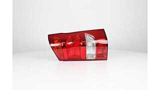 Tail Light Assembly (BSG 60-805-011)