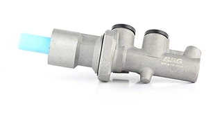 Brake Master Cylinder (BSG 60-215-008)