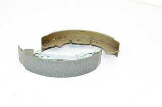 Brake Shoe Set (BSG 25-205-001)