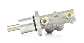 Brake Master Cylinder (BSG 90-215-005)