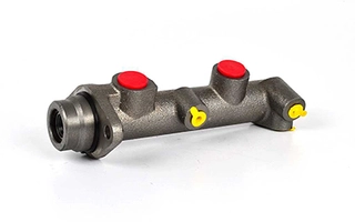 Brake Master Cylinder (BSG 30-215-004)