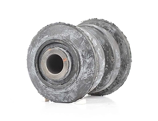 Mounting, control/trailing arm (BSG 60-700-089)