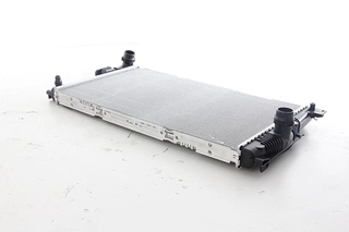 Radiator, engine cooling (BSG 15-520-034)