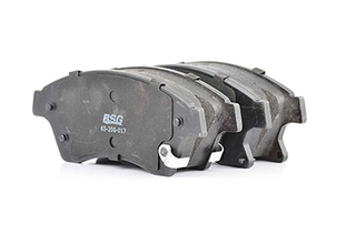 Brake Pad Set, disc brake (BSG 65-200-017)
