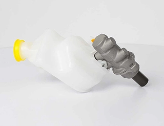 Brake Master Cylinder (BSG 30-215-009)