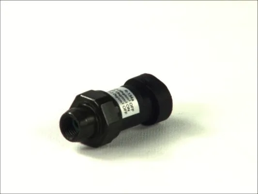 Pressure Switch, air conditioning (KTT130012)