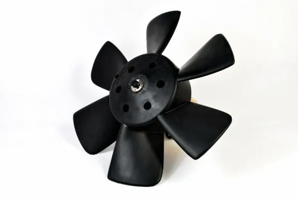 Fan, engine cooling (D8W001TT)