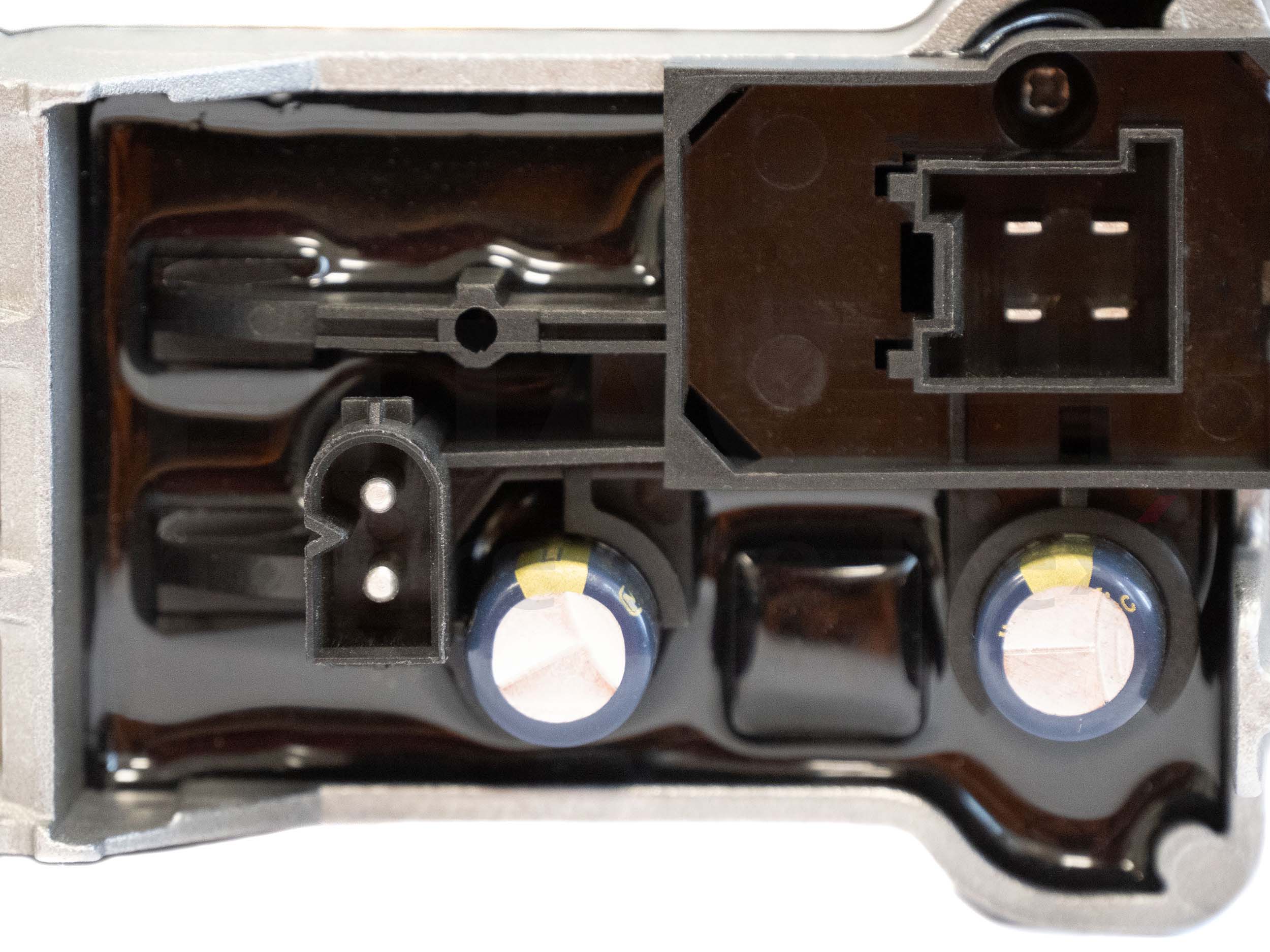 Regulator, interior blower