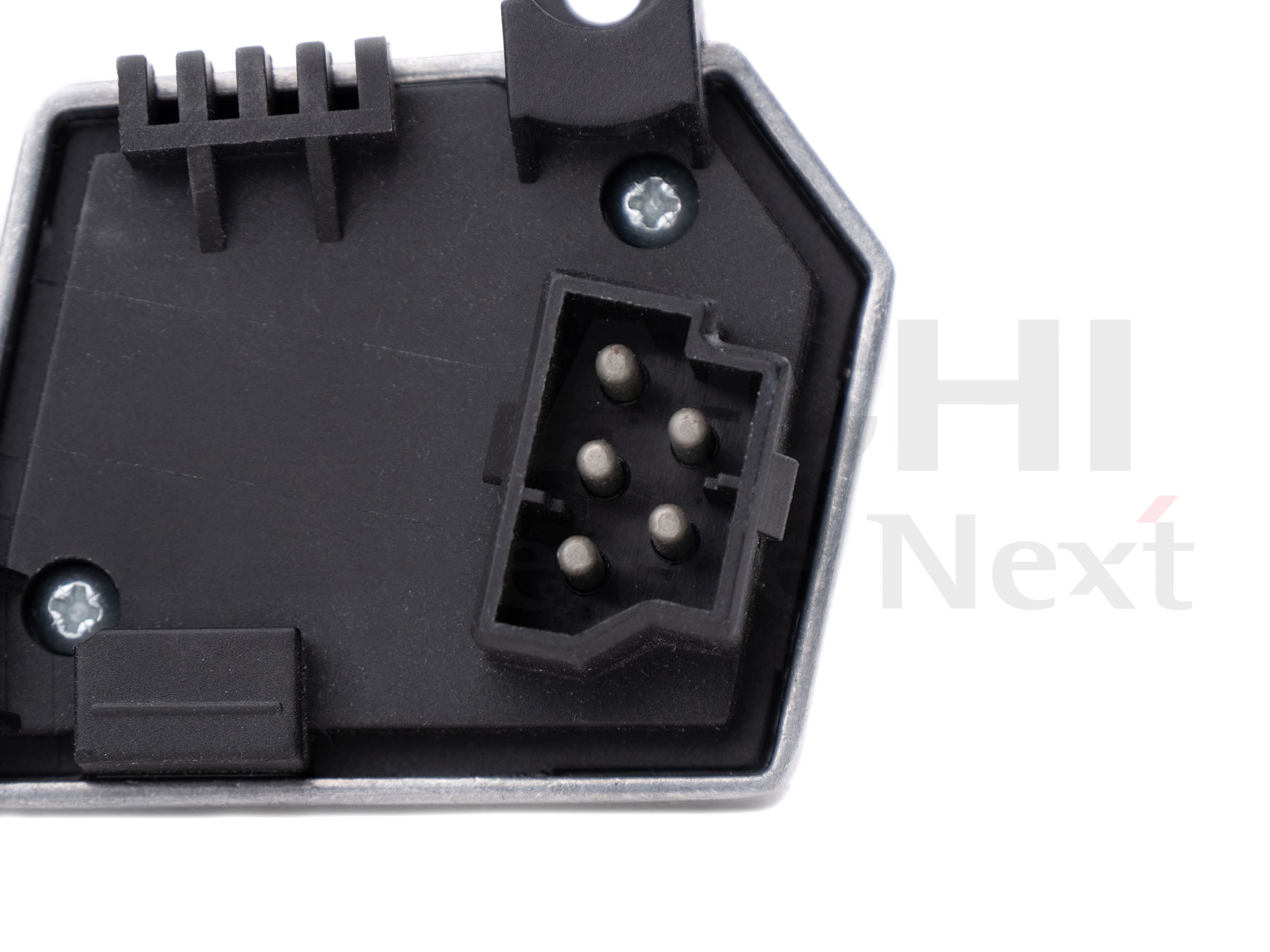 Regulator, interior blower