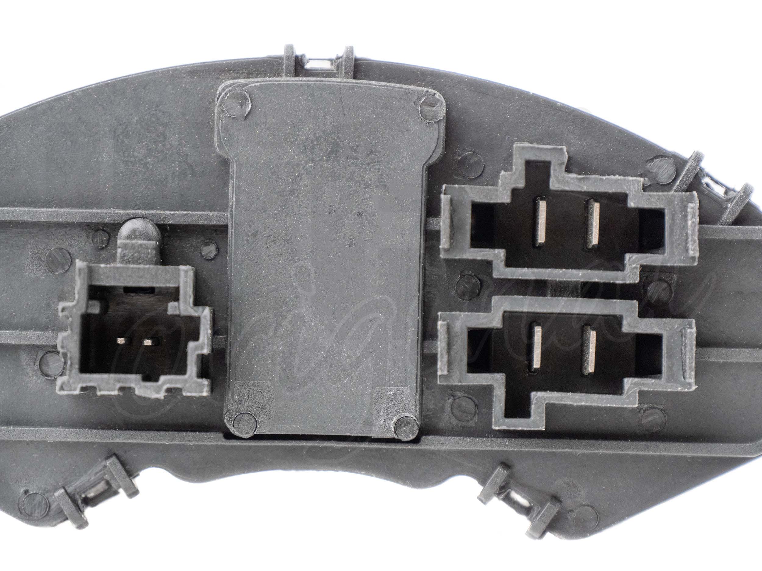 Regulator, interior blower